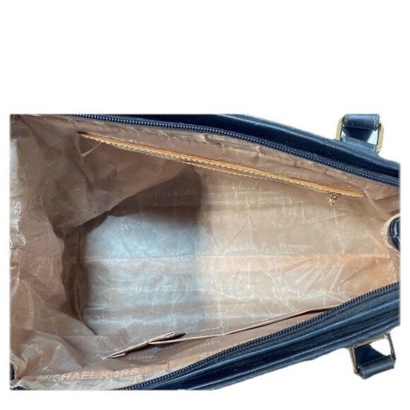 MICHAEL KORS MK Black Patent Leather Large Carryall Tote Bag/Handbag - Picture 3 of 4